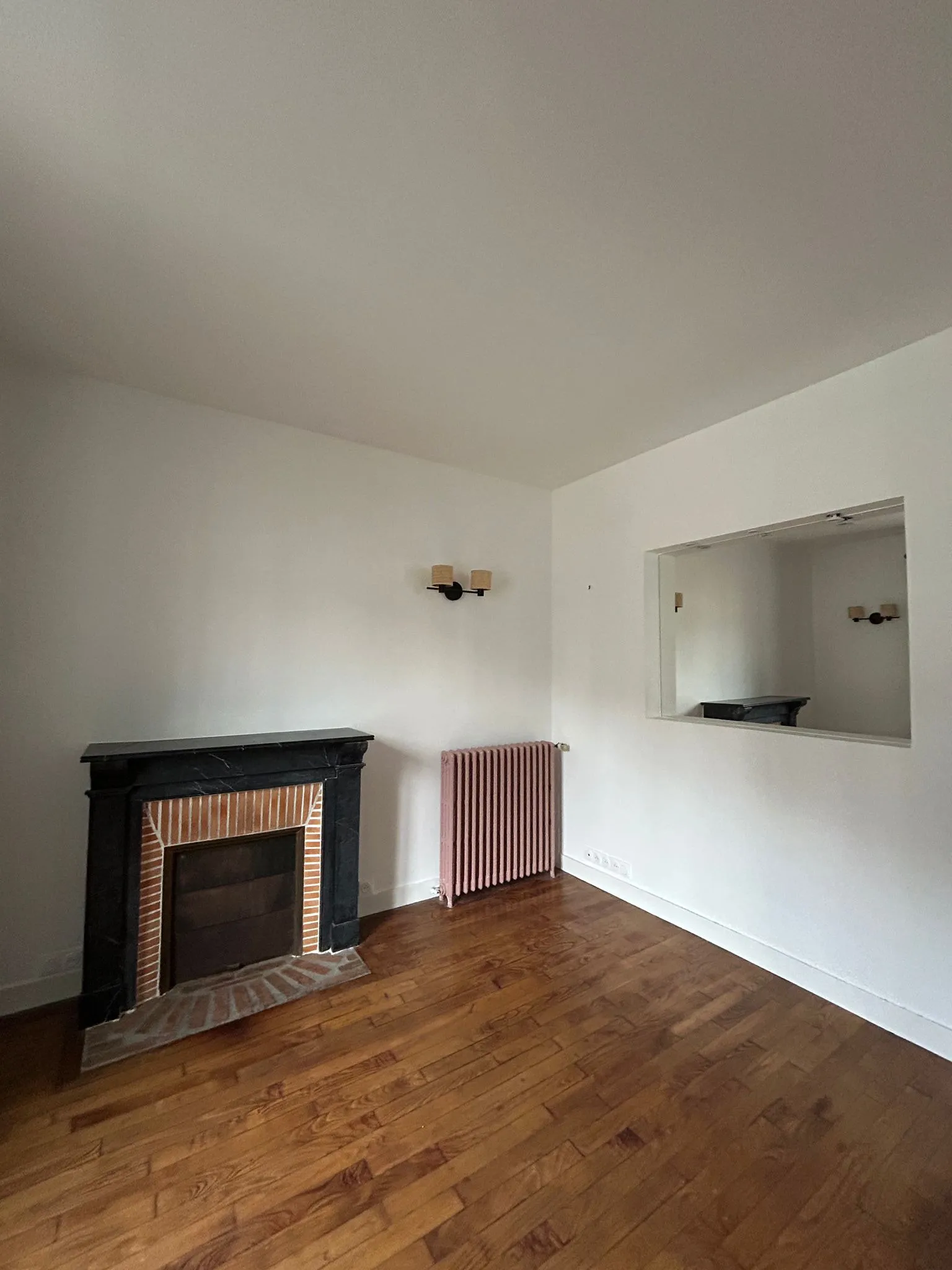 Le salon et son passe-plat